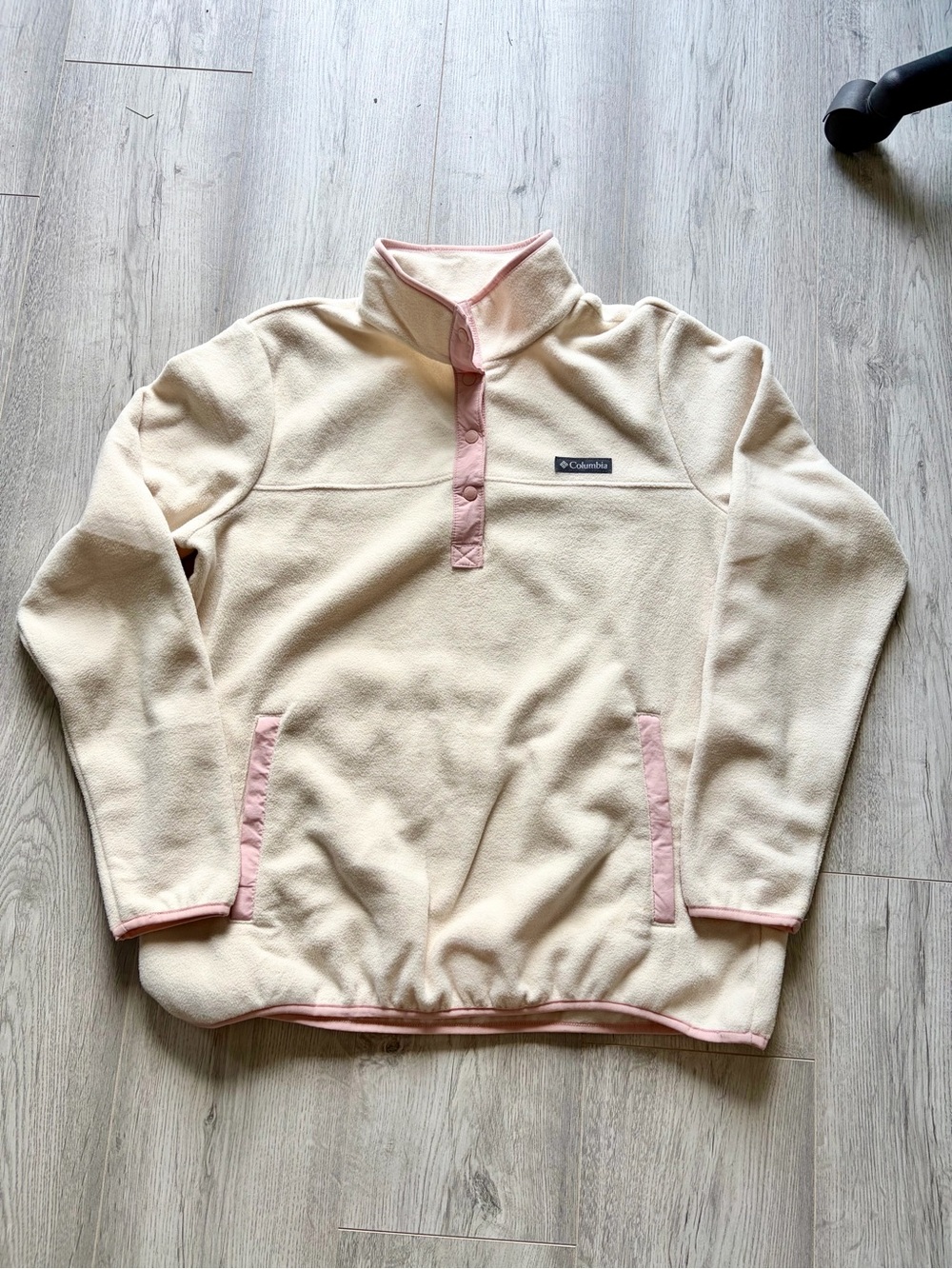 Columbia Cream Fleece Pullover with Pink Trim
